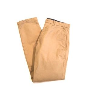 GAP 29/30 Slim Fit Chinos in Khaki